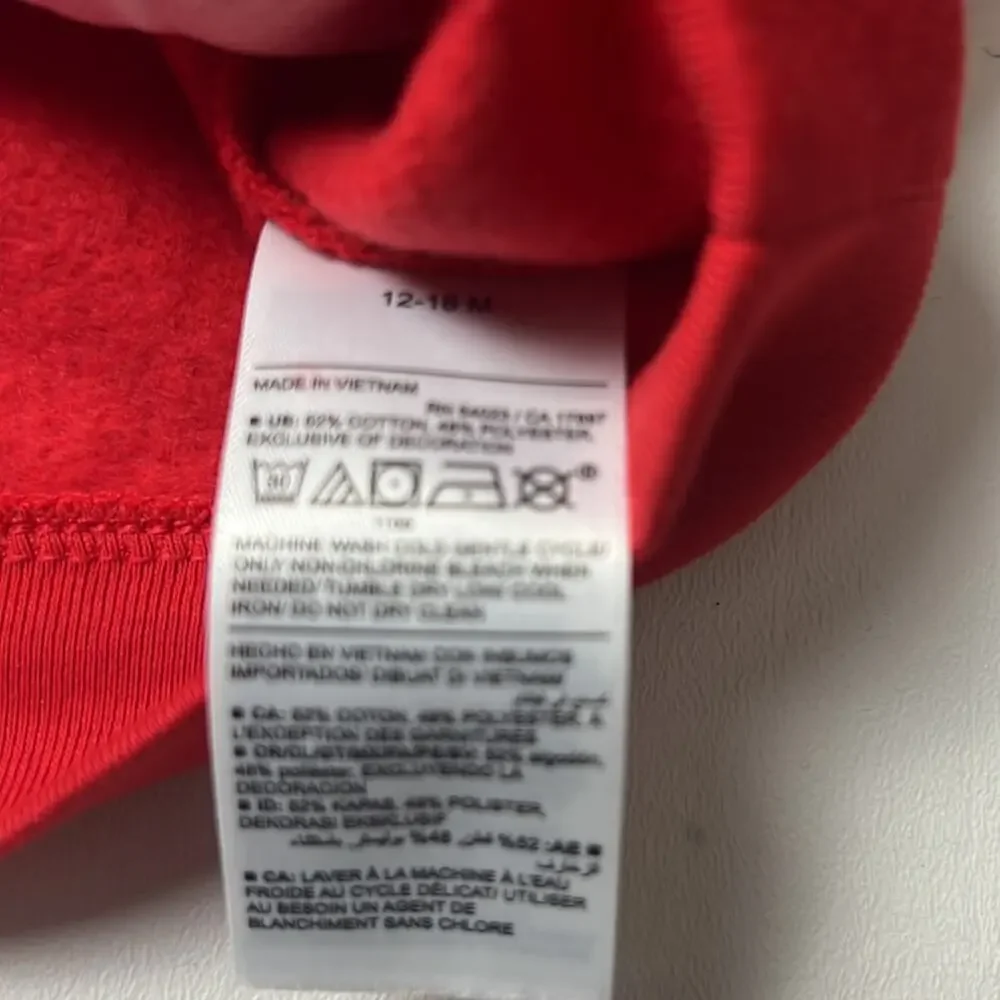 Old Navy Baby Red Graphic Crewneck Long Sleeve Cold Weather Sweatshirt Sz 12-18M